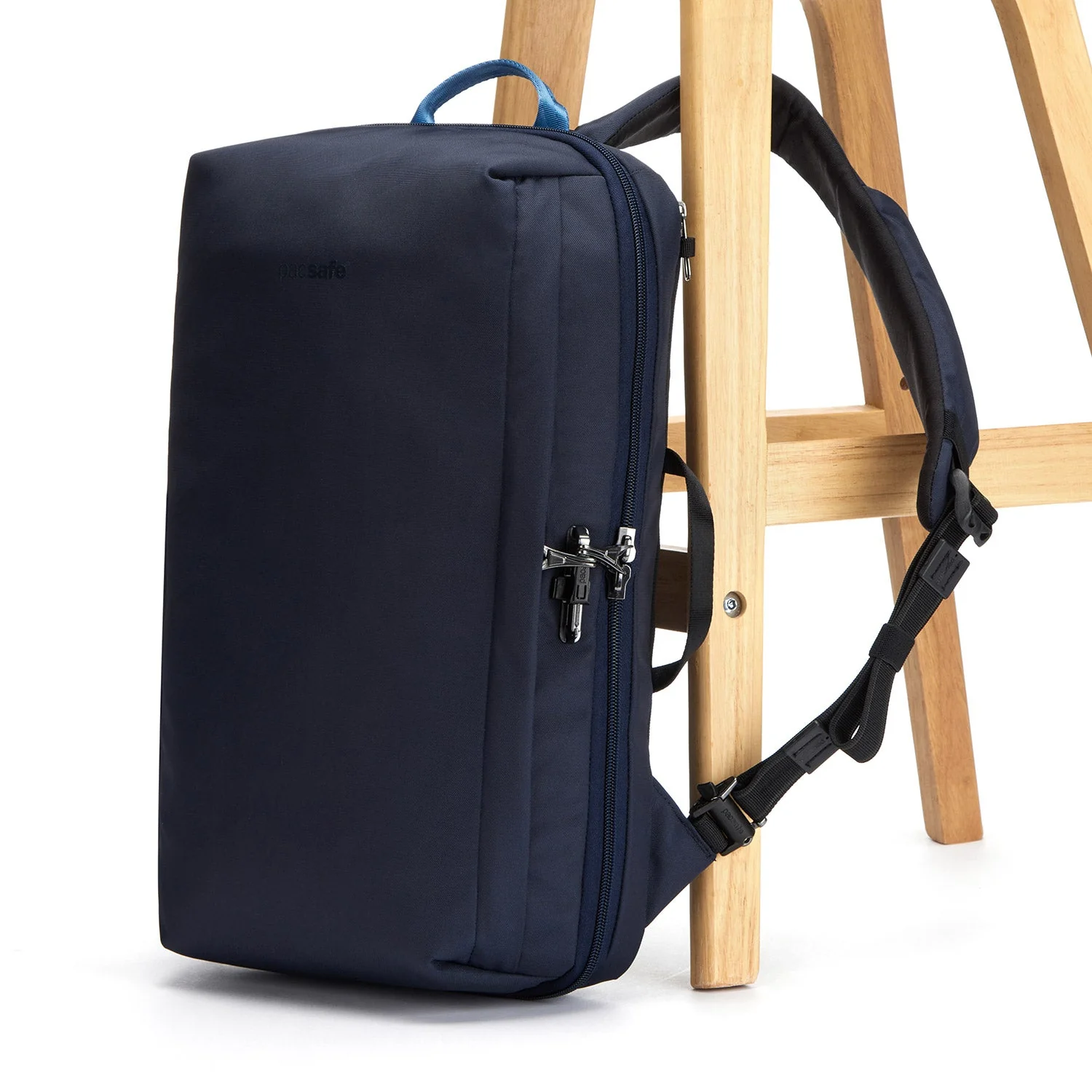 Pacsafe® V anti-theft commuter backpack (Fits 13" / 16" Laptop) - Image 28