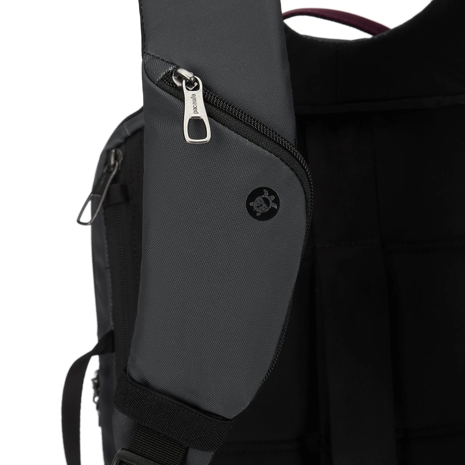Pacsafe® V anti-theft commuter backpack (Fits 13" / 16" Laptop) - Image 49