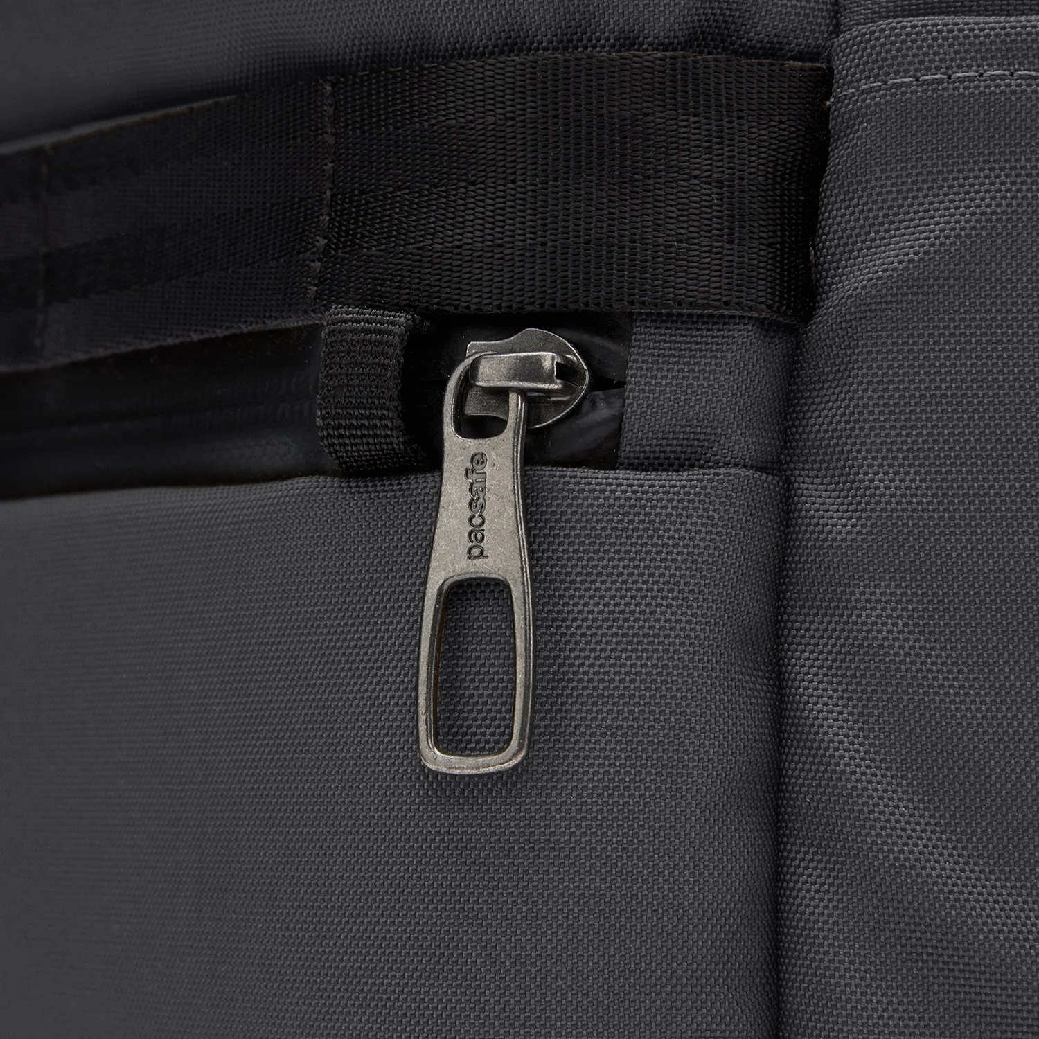 Pacsafe® X 25L anti-theft backpack - Image 8