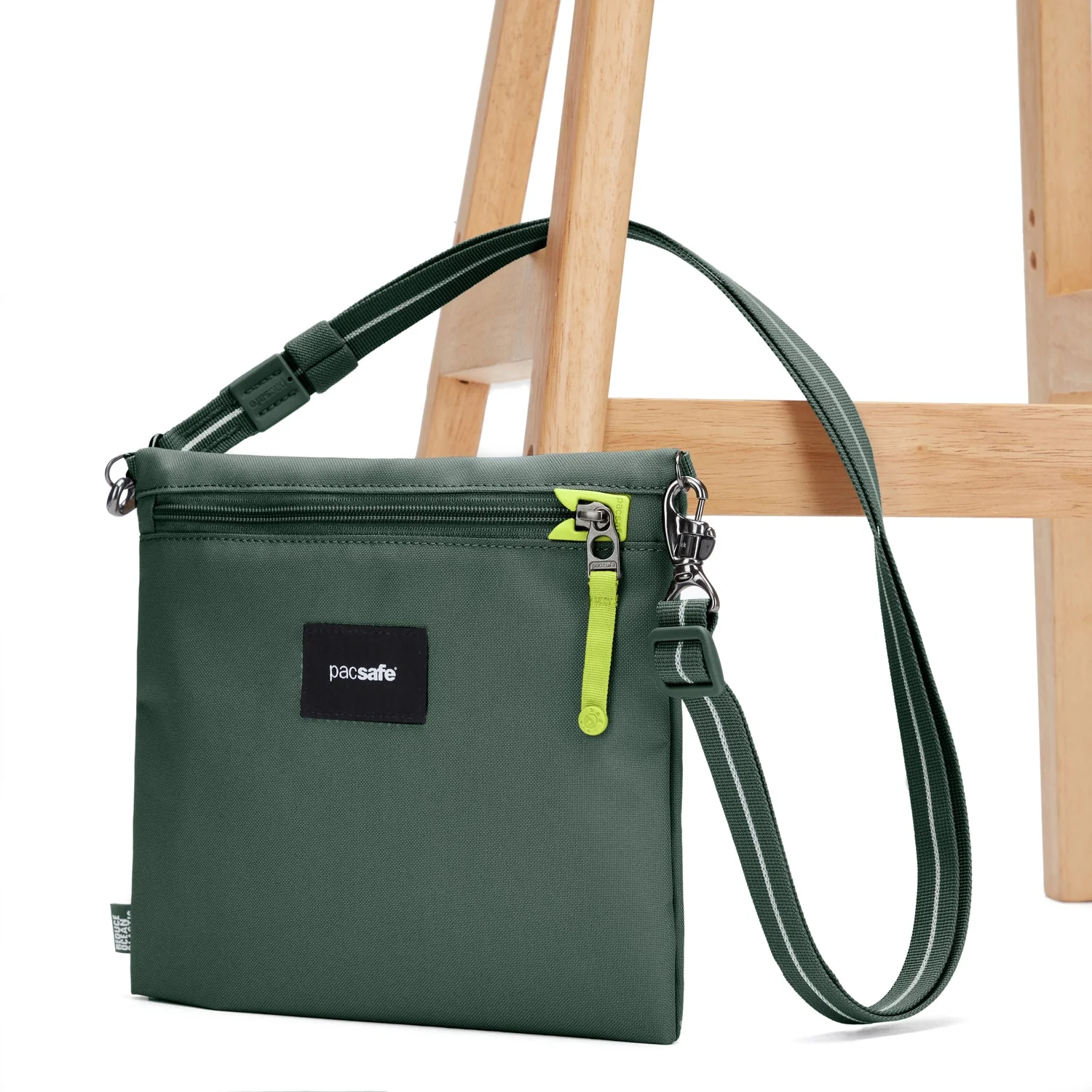 Pacsafe® GO anti-theft crossbody pouch - Image 55