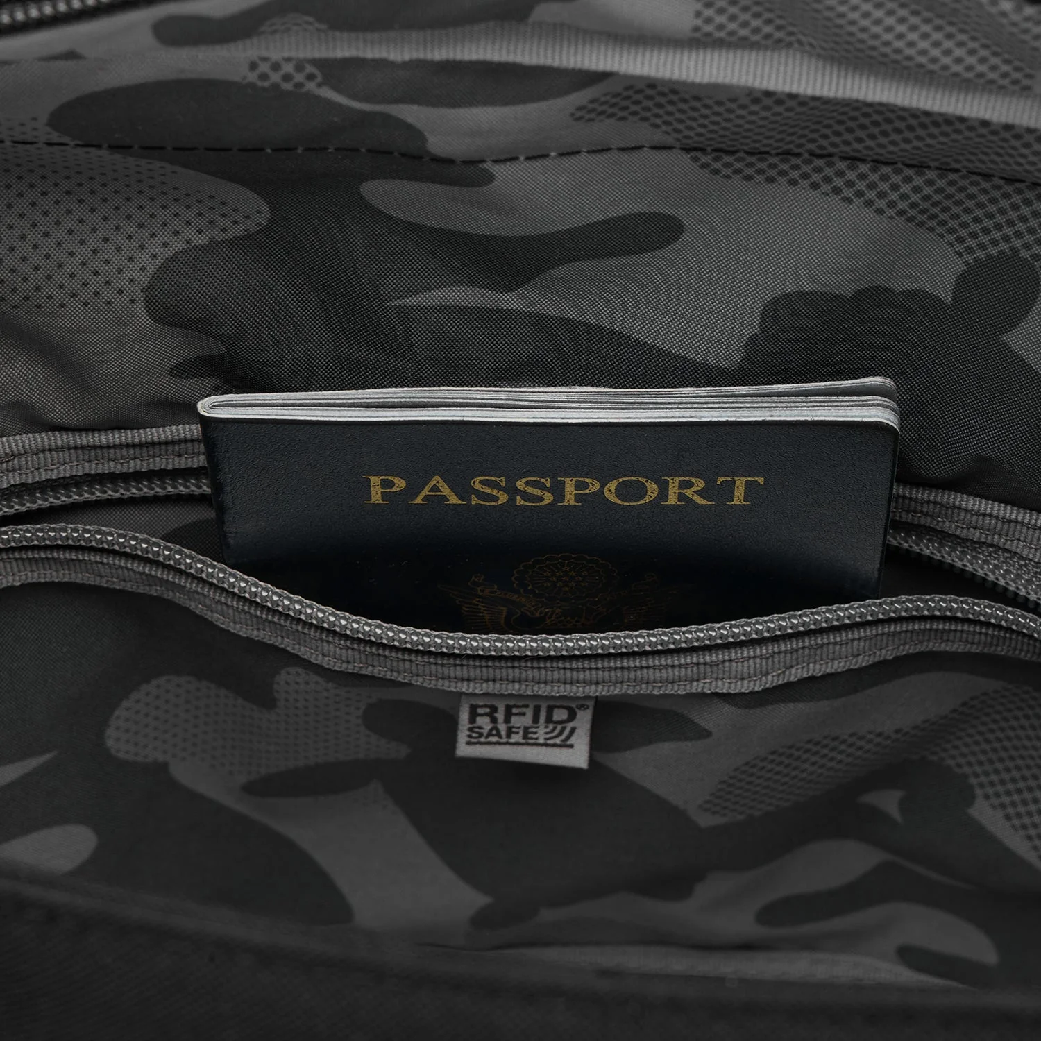 Pacsafe® GO Anti-Theft Totepack - Image 36