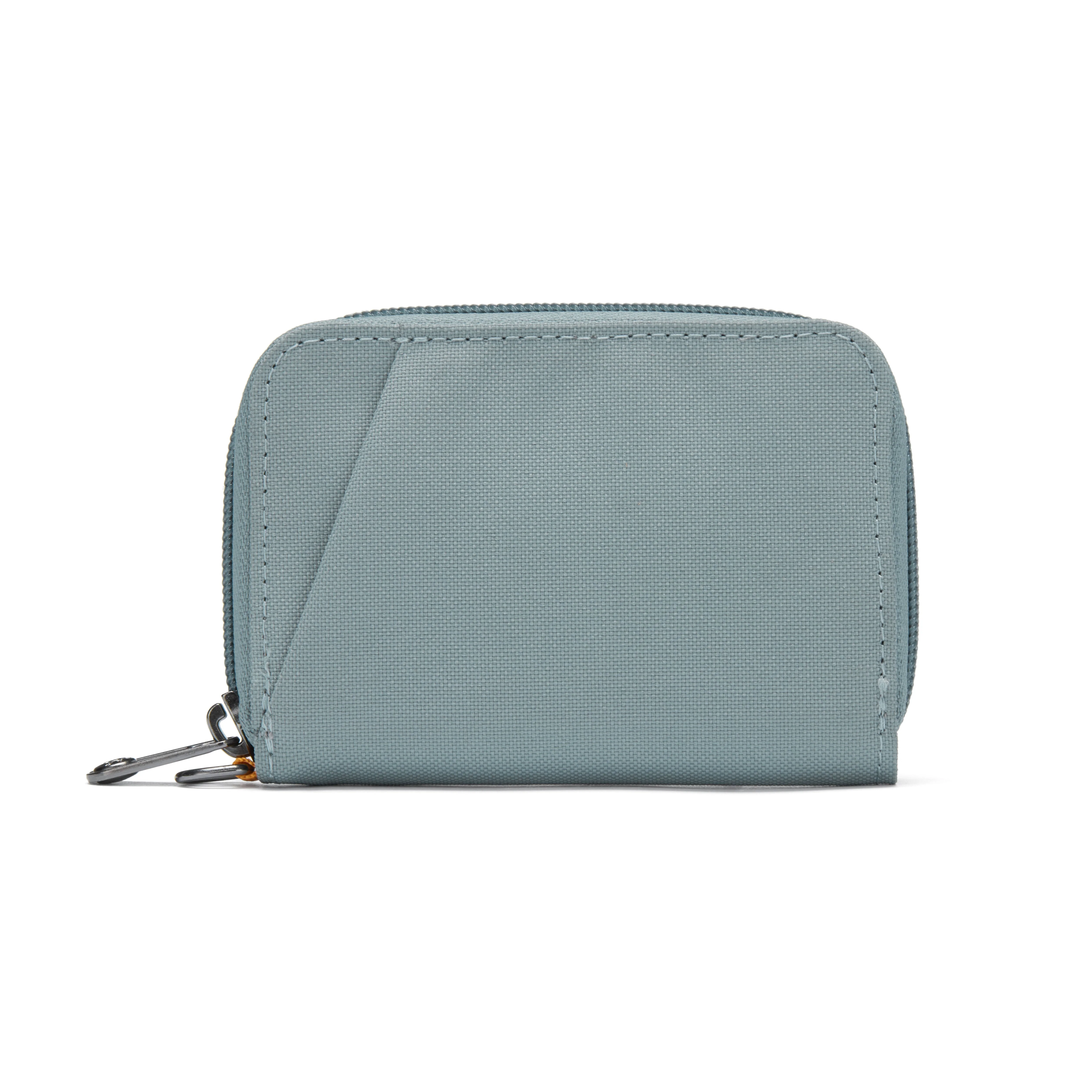 Pacsafe® RFIDsafe™ RFID blocking card wallet - Image 14