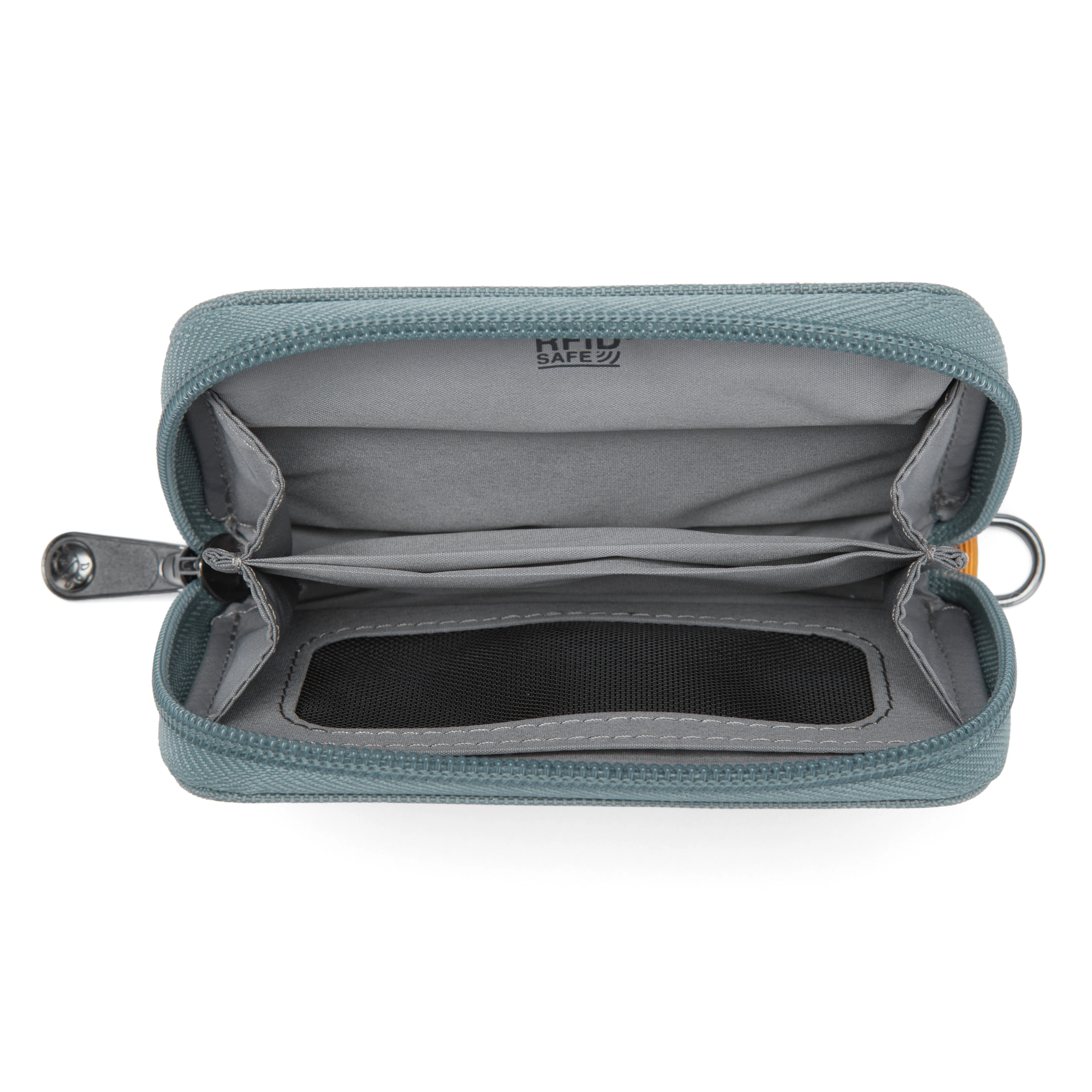 Pacsafe® RFIDsafe™ RFID blocking card wallet - Image 17