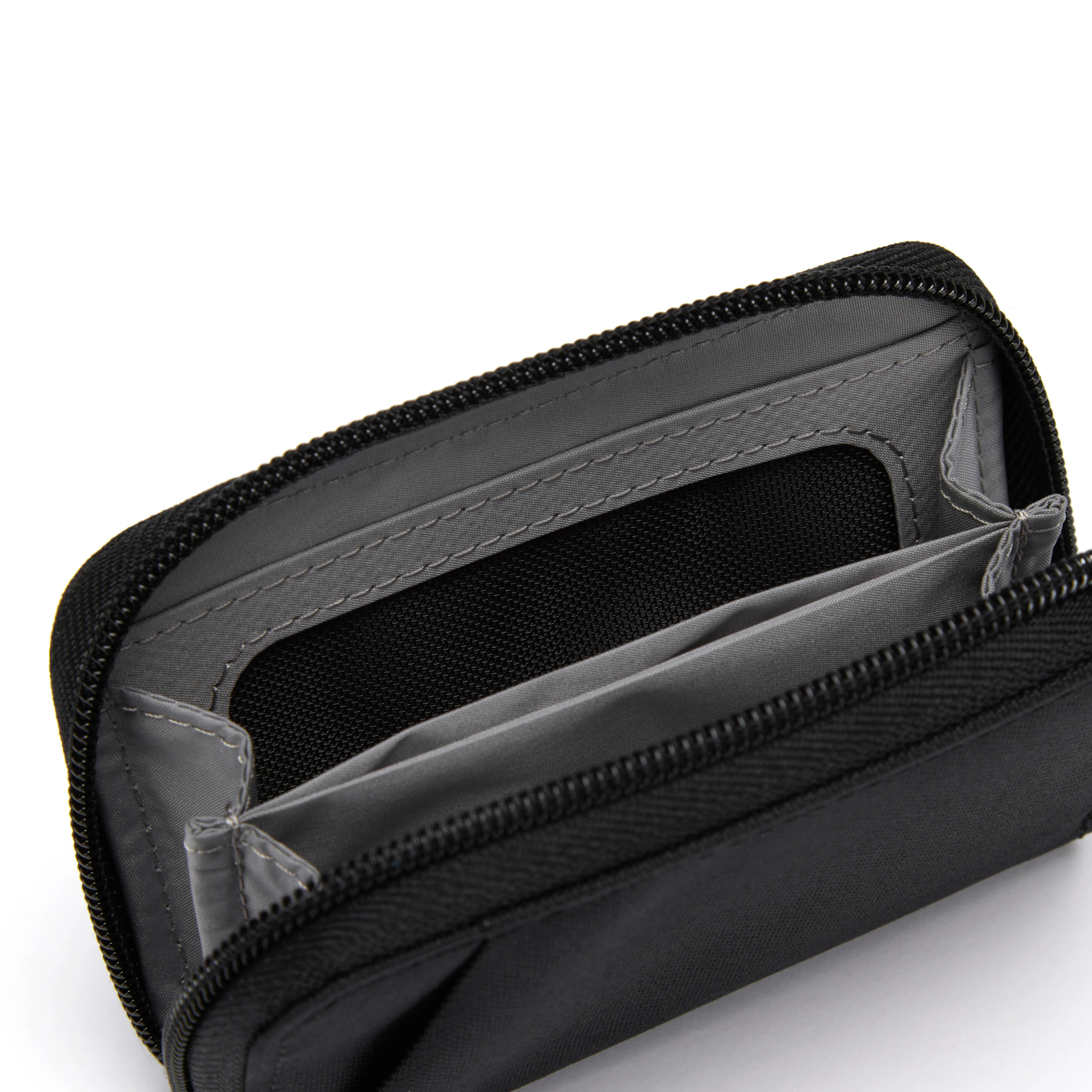 Pacsafe® RFIDsafe™ RFID blocking card wallet - Image 52