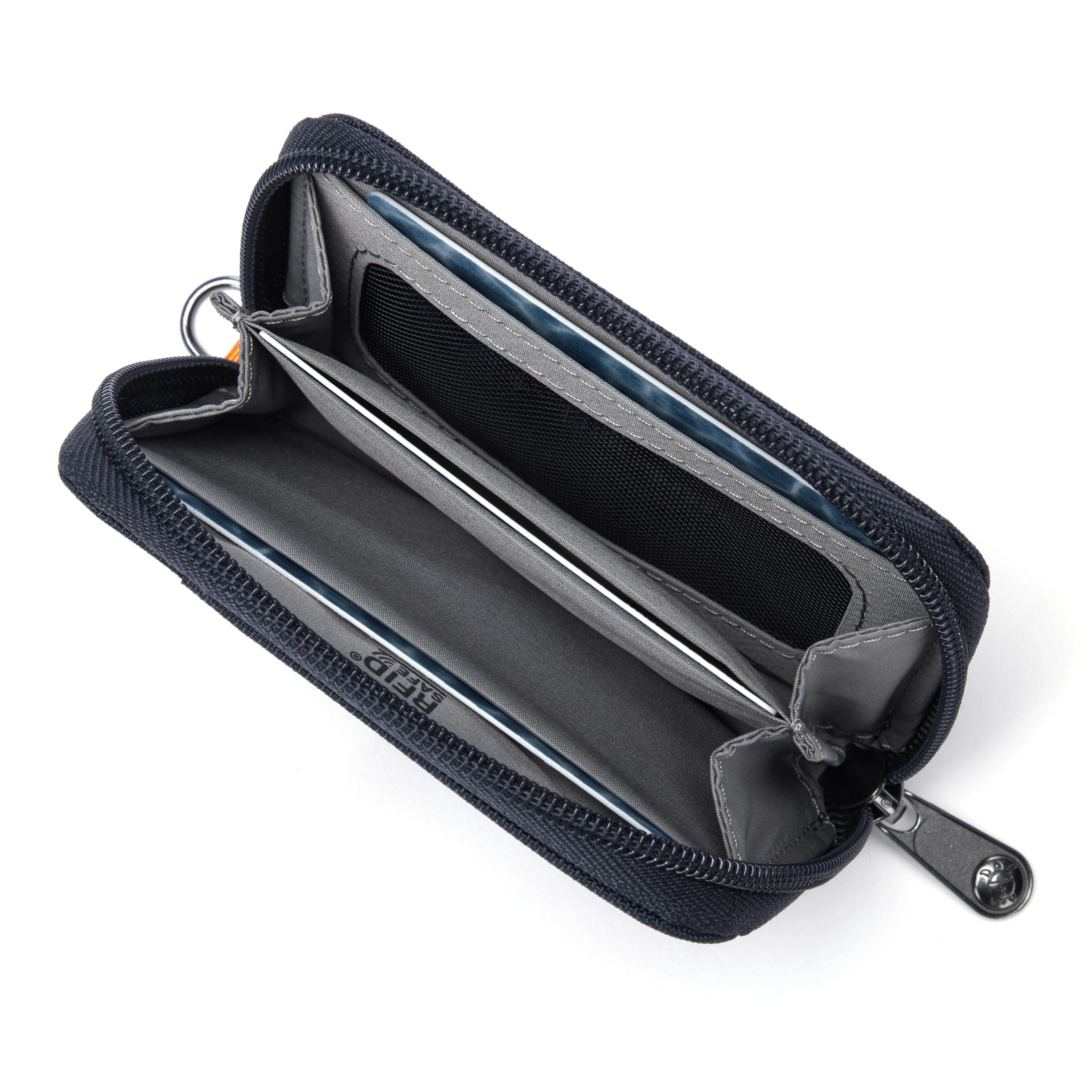Pacsafe® RFIDsafe™ RFID blocking card wallet - Image 61