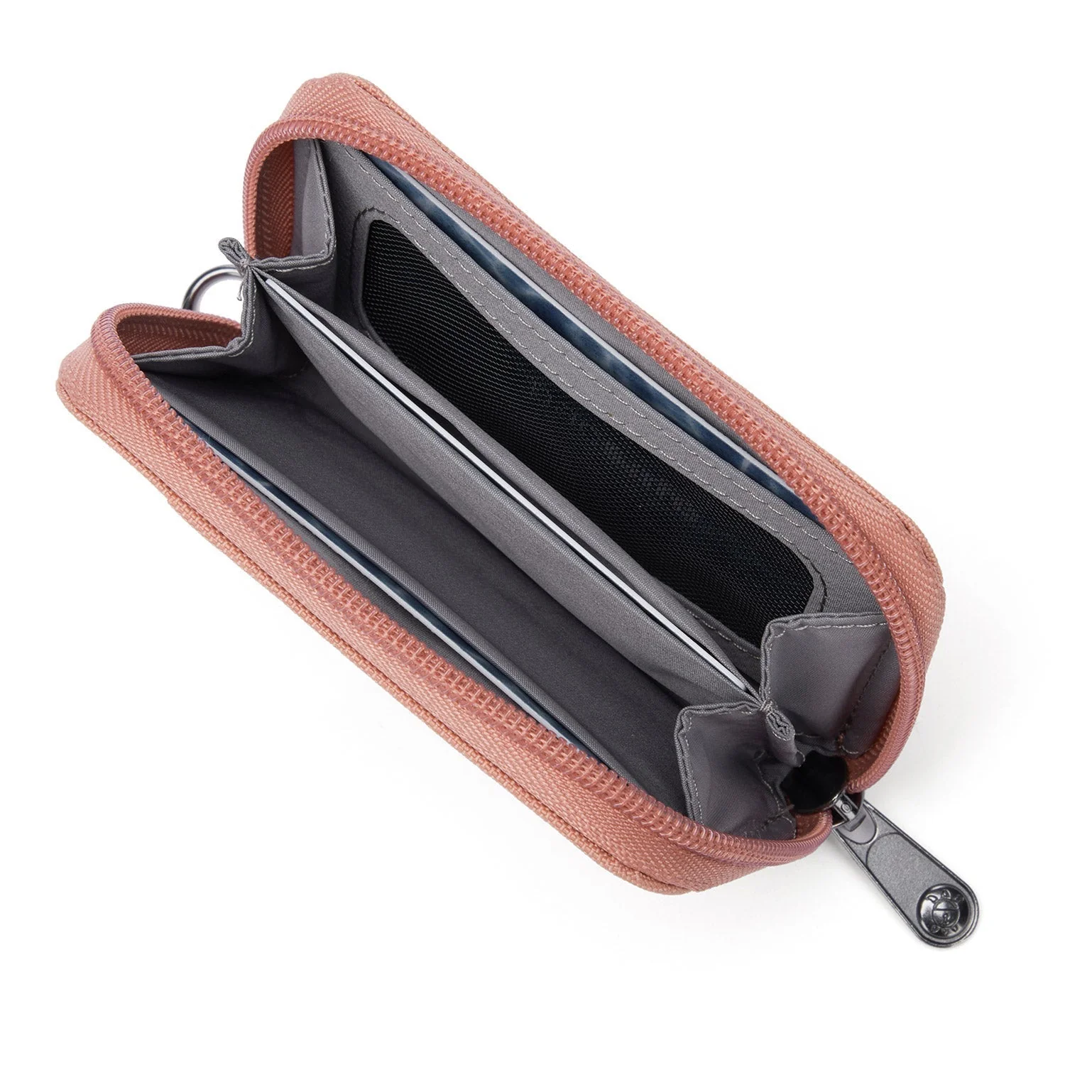 Pacsafe® RFIDsafe™ RFID blocking card wallet - Image 7