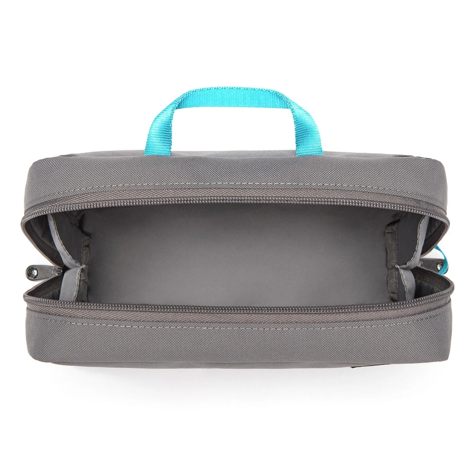Pacsafe® RFIDsafe™ RFID blocking gear pouch - Image 6