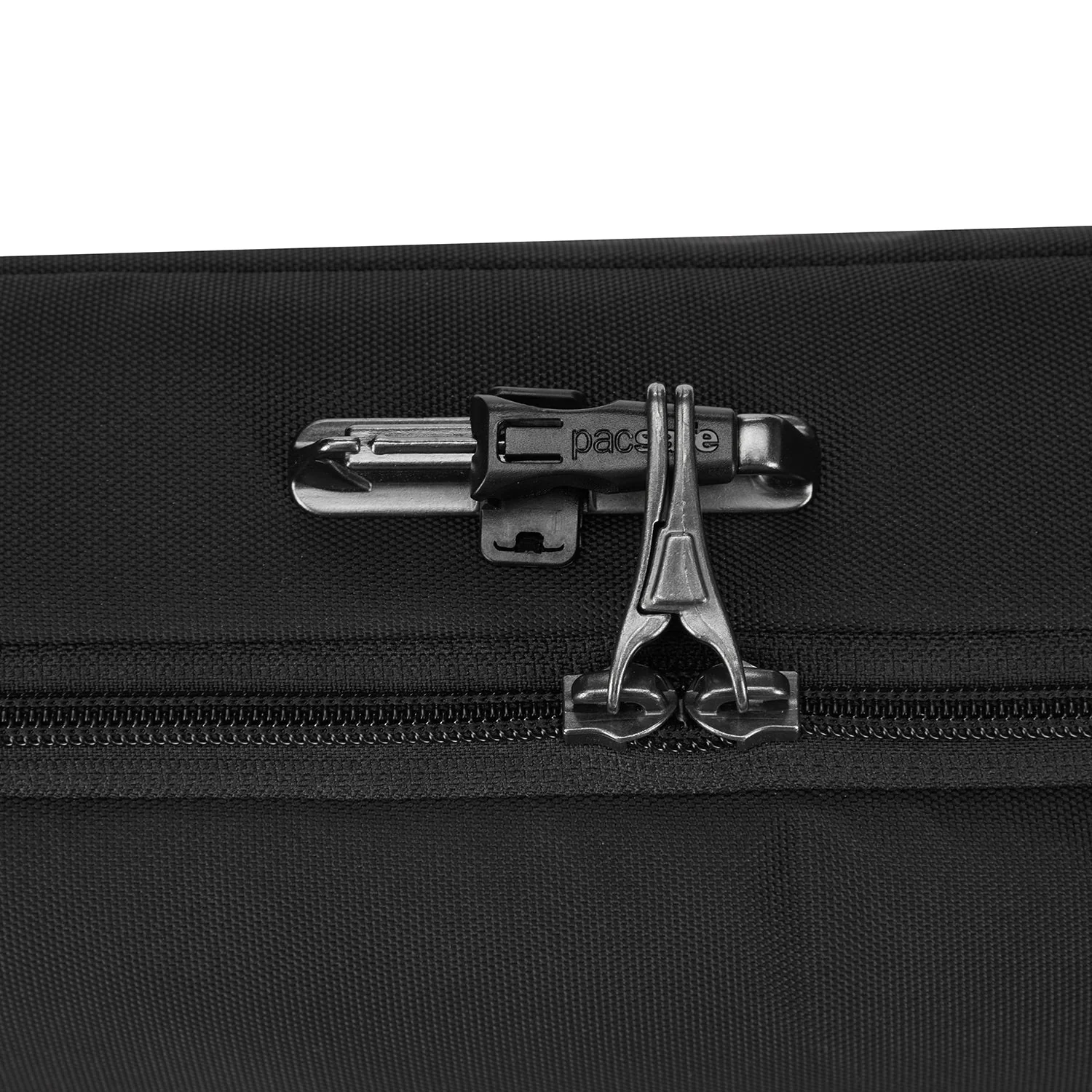 Pacsafe® RFIDsafe® RFID blocking gadget pouch - Image 12