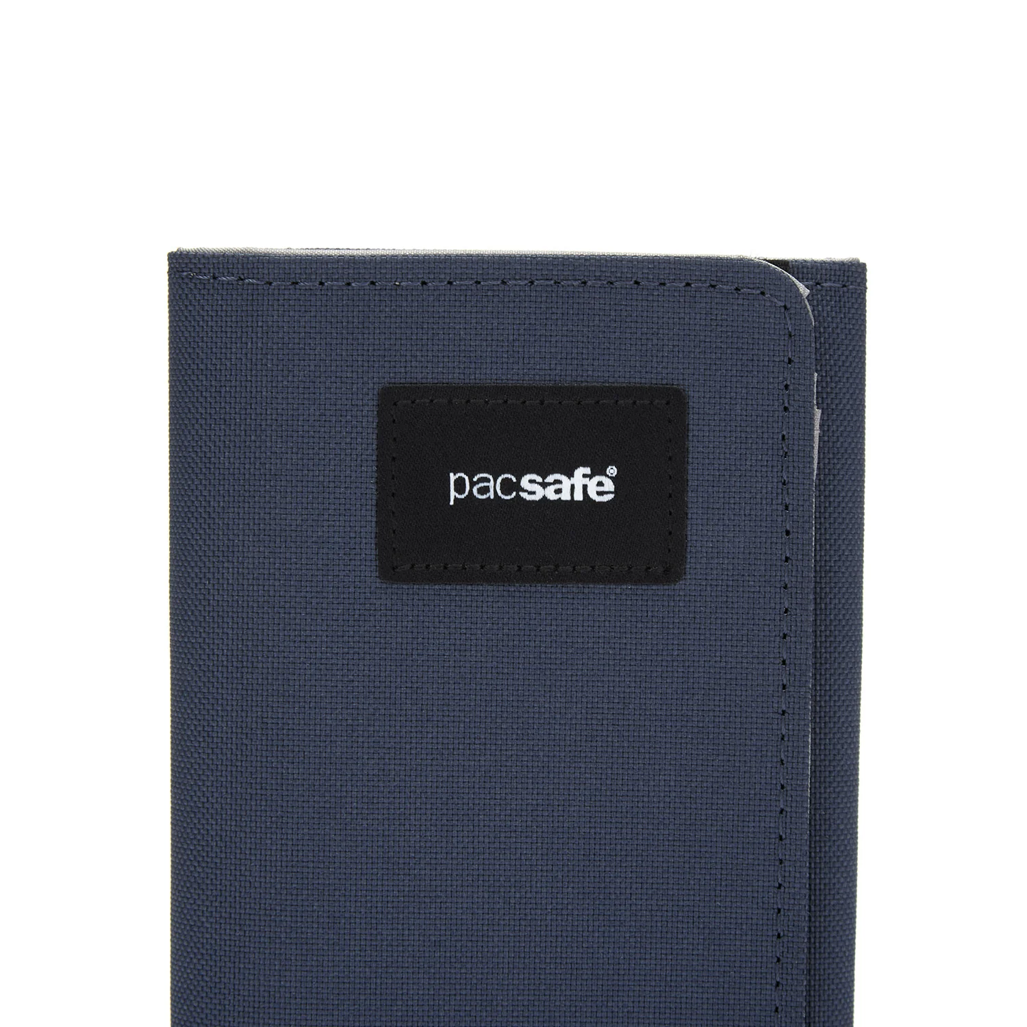 Pacsafe® RFIDsafe™ RFID blocking trifold wallet - Image 37