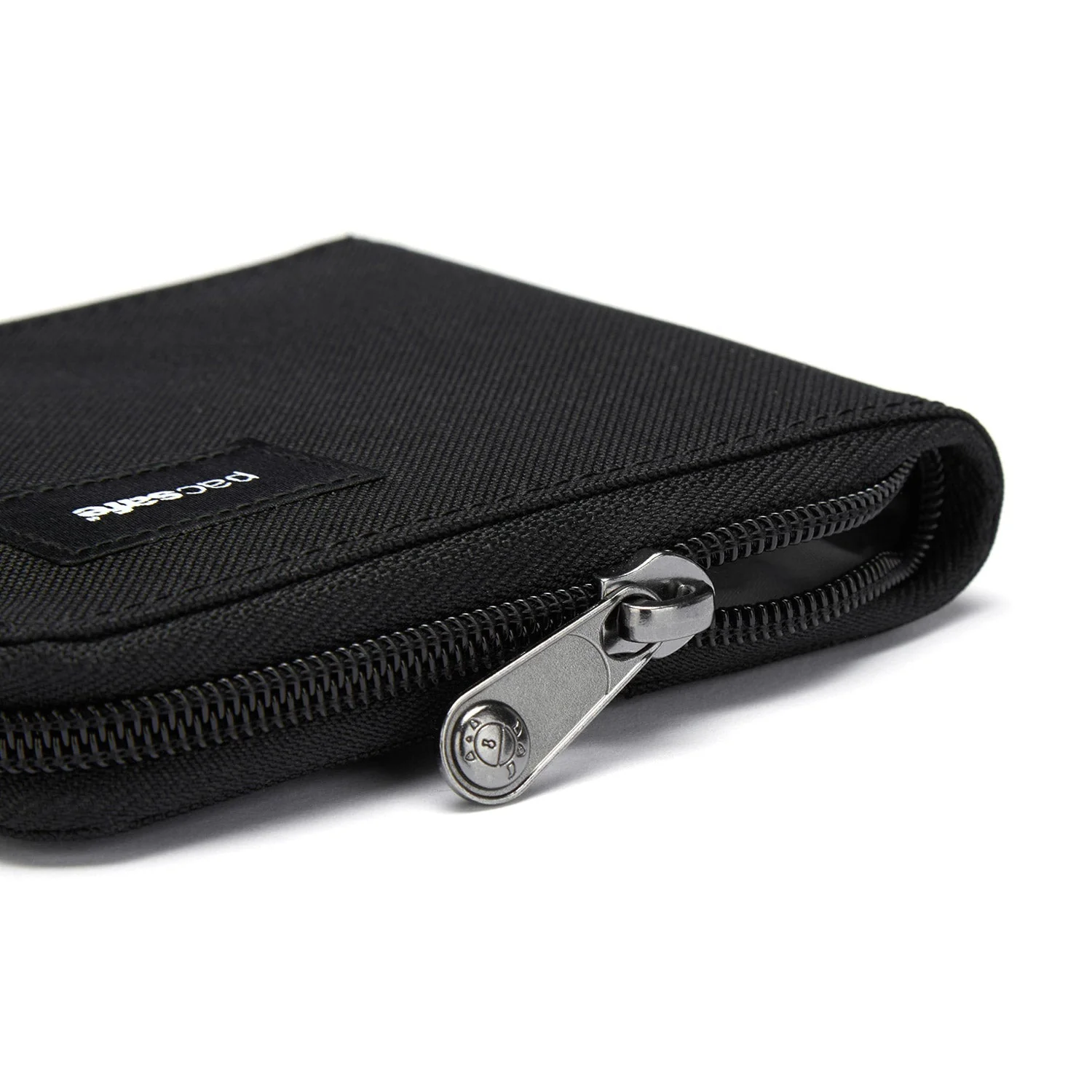 Pacsafe® RFIDsafe™ RFID blocking zip around wallet - Image 20