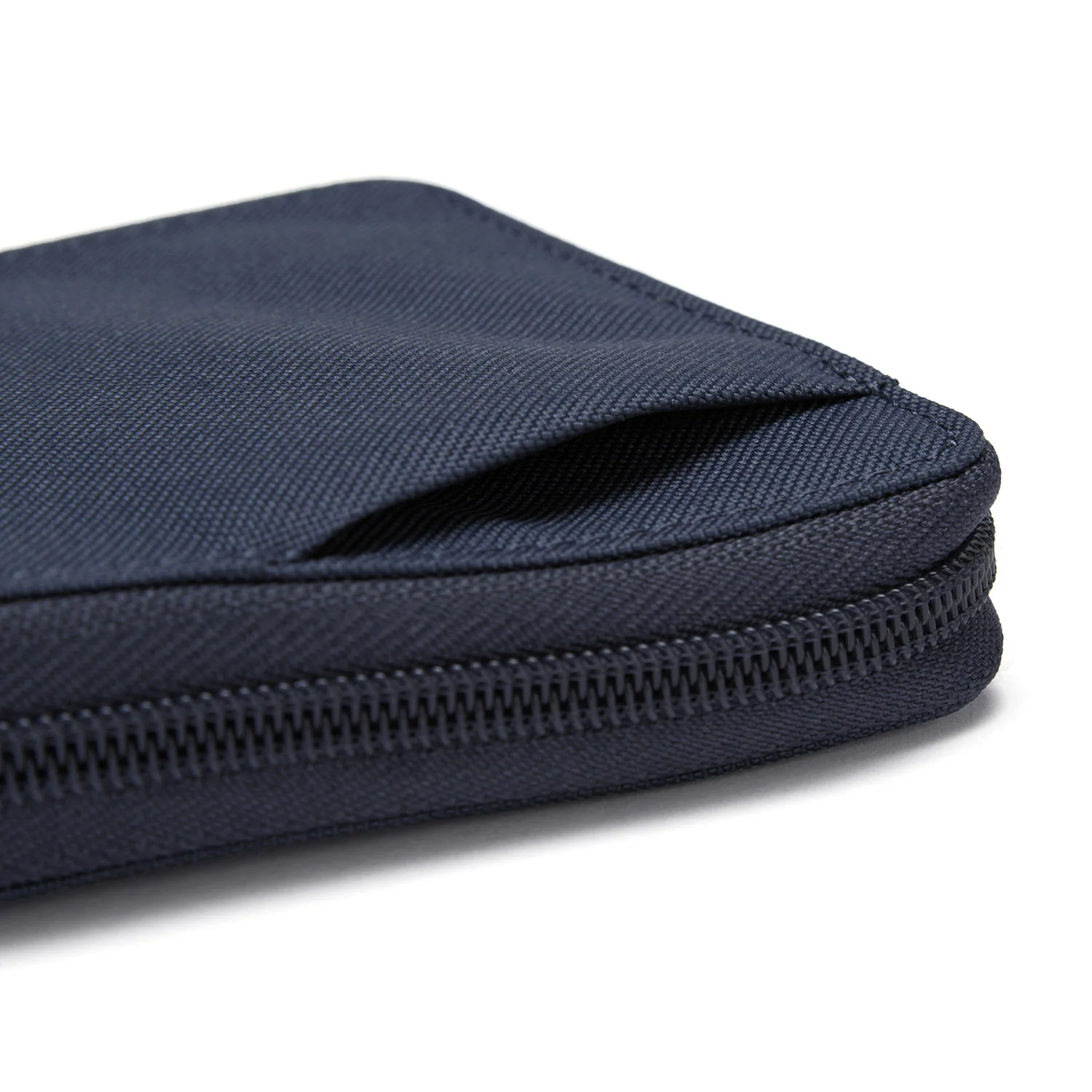 Pacsafe® RFIDsafe™ RFID blocking zip around wallet - Image 34