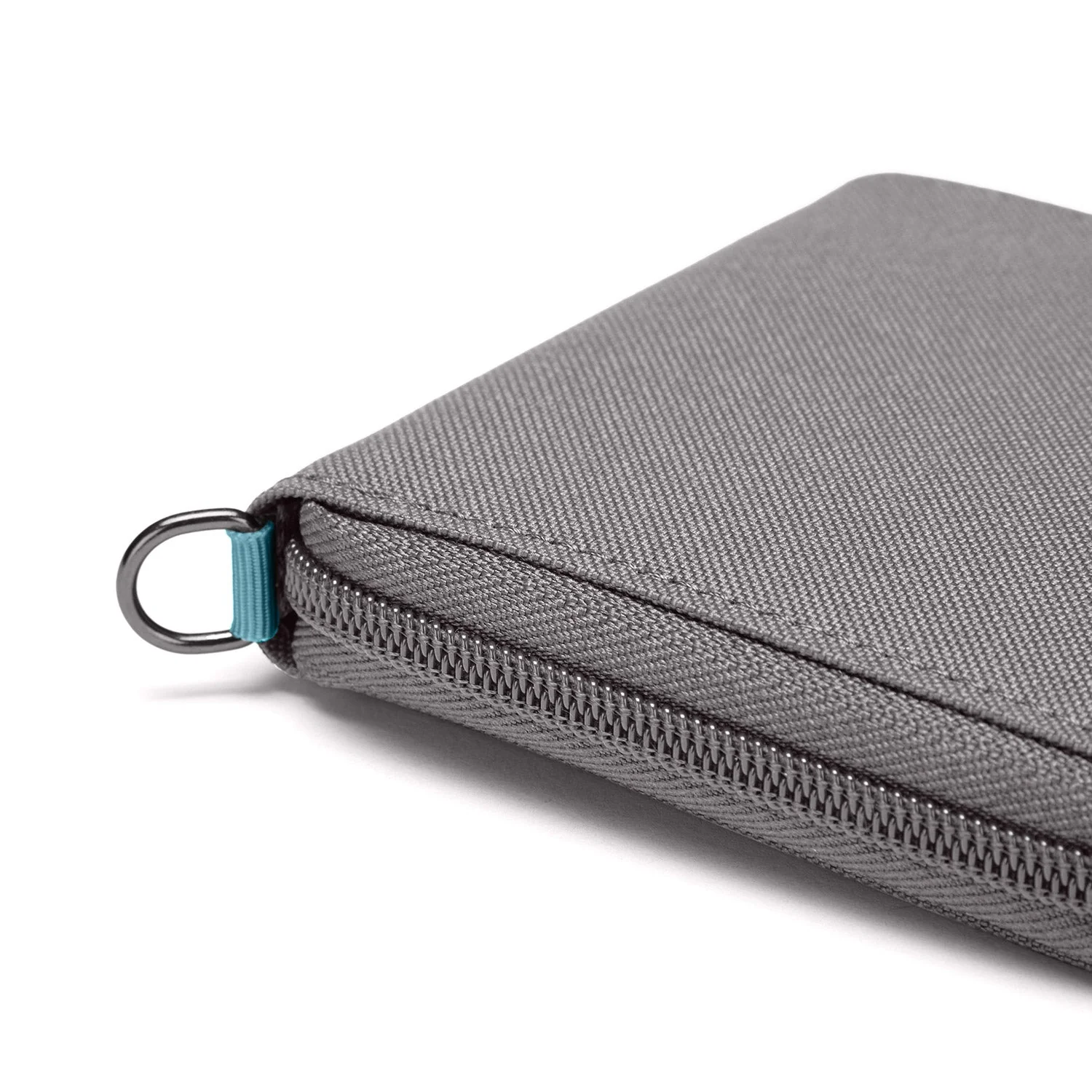 Pacsafe® RFIDsafe™ RFID blocking zip around wallet - Image 9